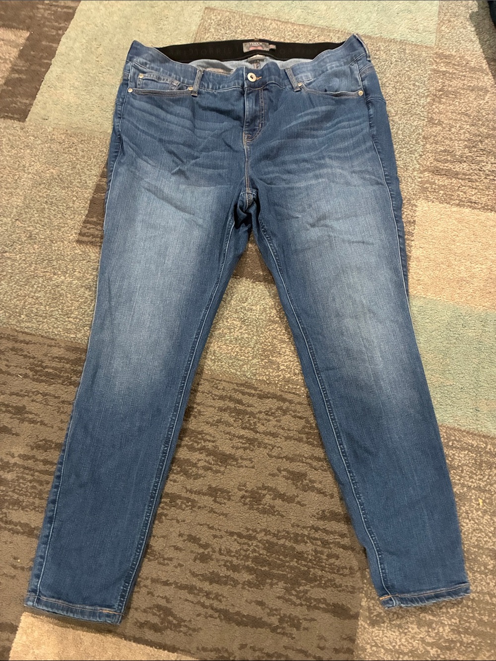 torrid Light Wash Skinny Jeans